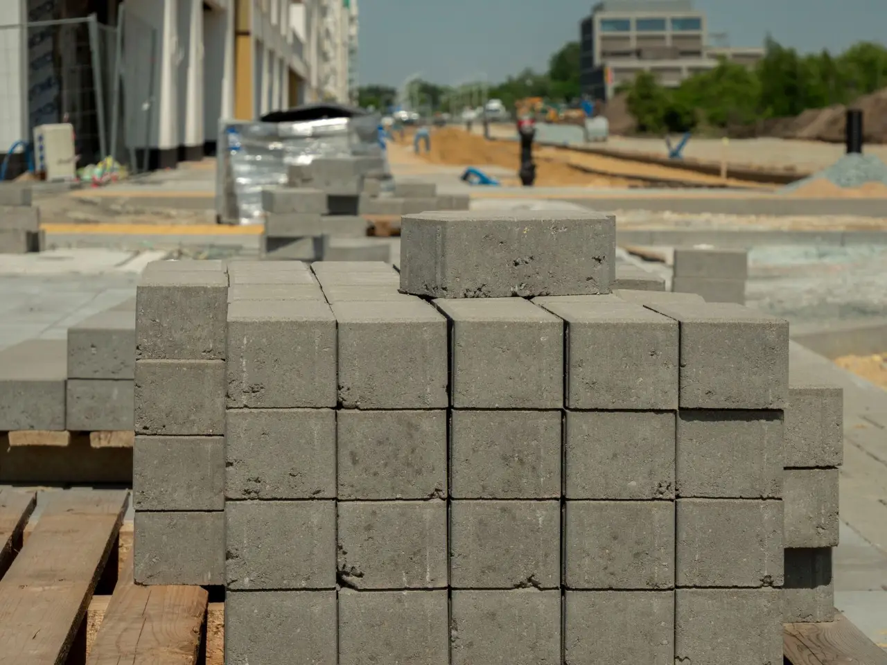 2025年电动工具能效新标准对工业采购的影响分析